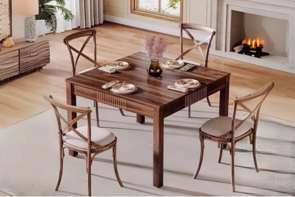 Thiết kế bàn ăn tích hợp ngăn kéo thông minh, đa năng