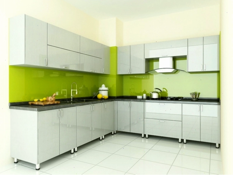 Tủ bếp chữ L cánh kính hiện đại với cửa sổ lớn