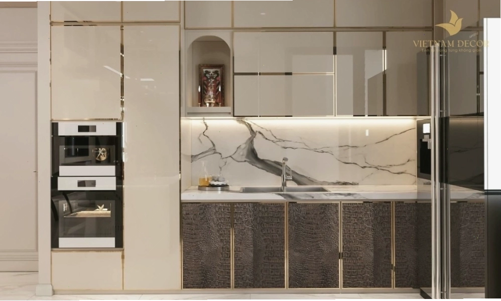 Tủ bếp màu trắng hiện đại với chất liệu acrylic bóng gương