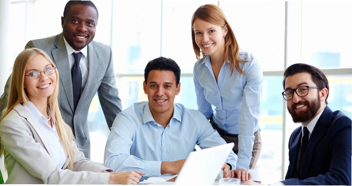 Ứng dụng thực tế của tháp nhu cầu Maslow trong quản trị tổ chức