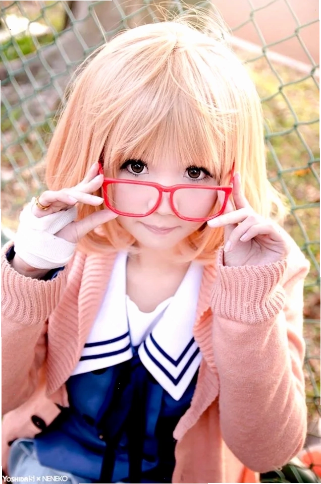 Đông đảo người tham gia tại một sự kiện cosplay