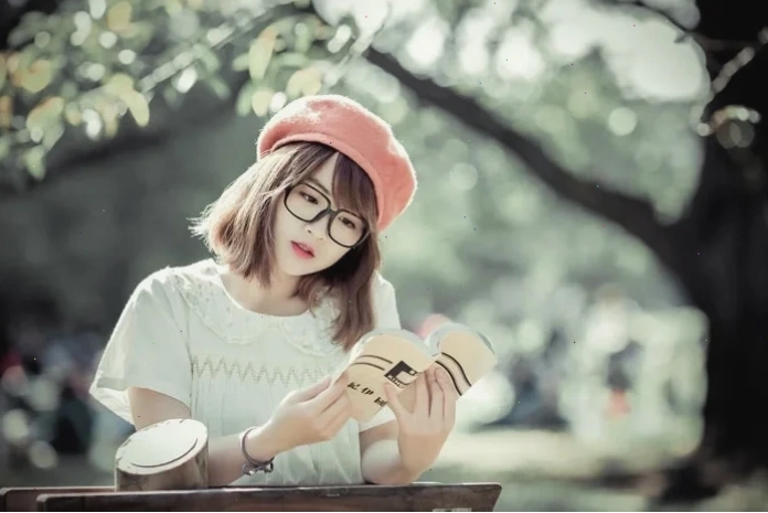 Hình nền gái xinh 4k phong cách quyến rũ