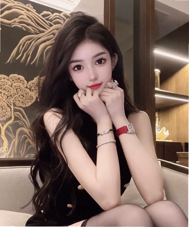 Hot girl Hải Phòng xinh đẹp và gợi cảm