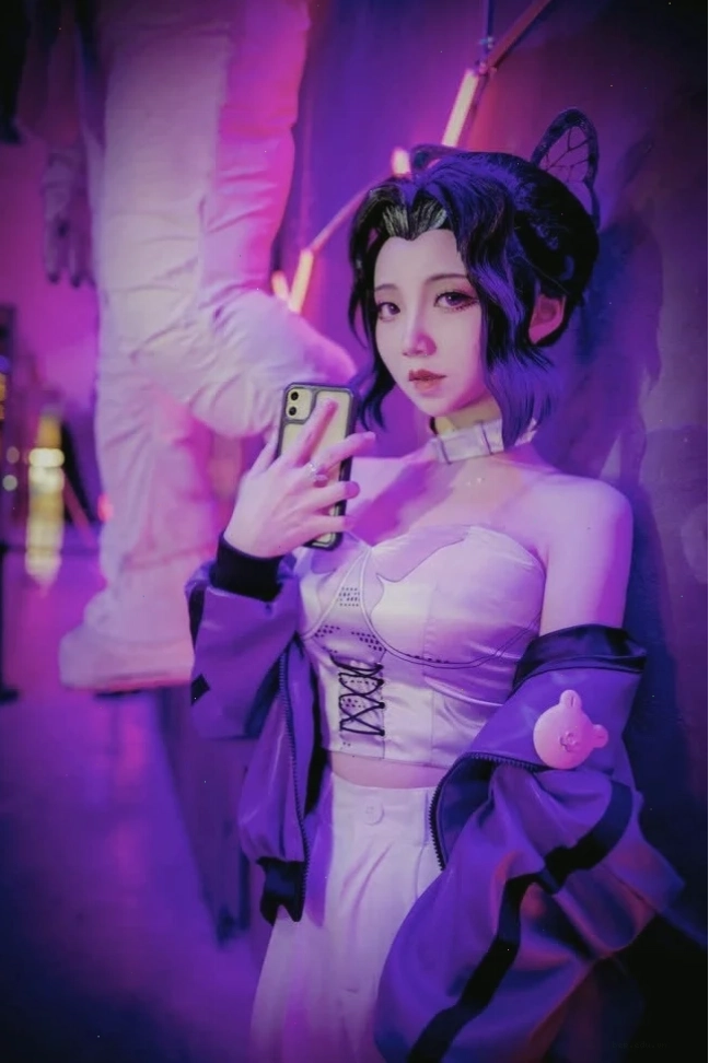 Quy trình trang điểm của cosplayer nam