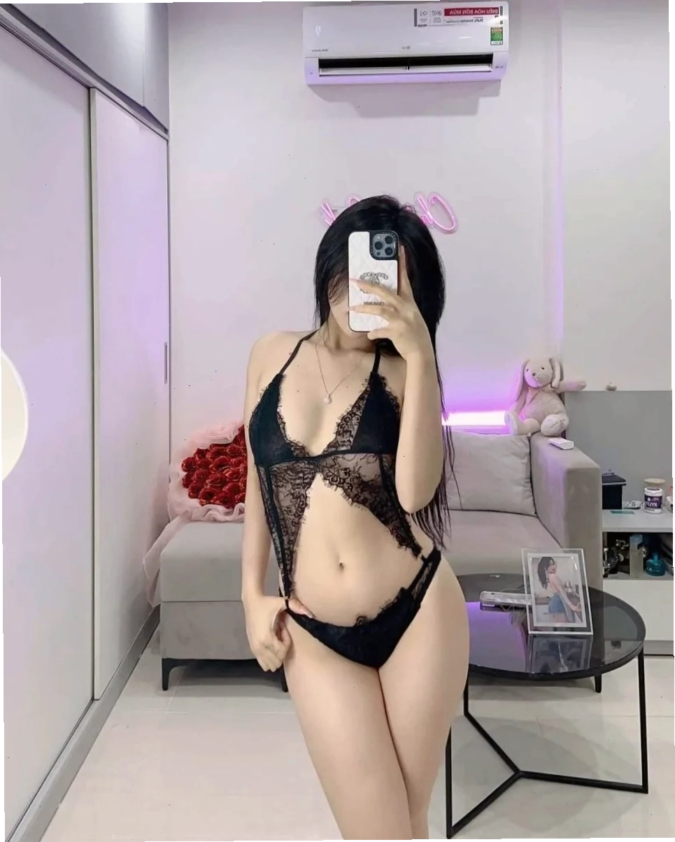 Vẻ đẹp hình thể quyến rũ và đầy mê hoặc