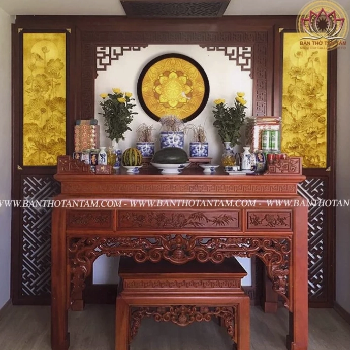 Xem ngày tốt chuyển bàn thờ gia tiên