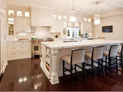 Ảnh đảo bếp tân cổ điển ấn tượng cho nhà bếp rộng rãi
