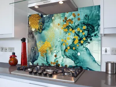 Kính ốp bếp 3D tô điểm không gian nội trợ thêm sống động